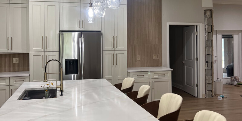 Kitchen Remodeling Tampa - White Cabinets with Granite Island